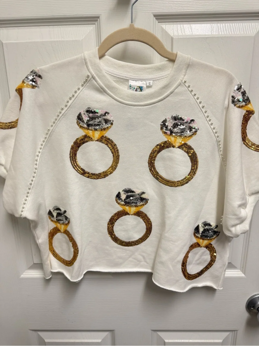 NWT Queen of Sparkles White Ring Cropped Sweater Top - Picture 2 of 9